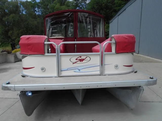 Slide: The Image of Sweetwater 2386 Tritoon 2007 - 11