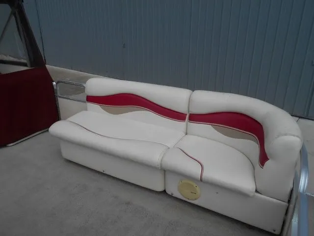 Slide: The Image of Sweetwater 2386 Tritoon 2007 - 13