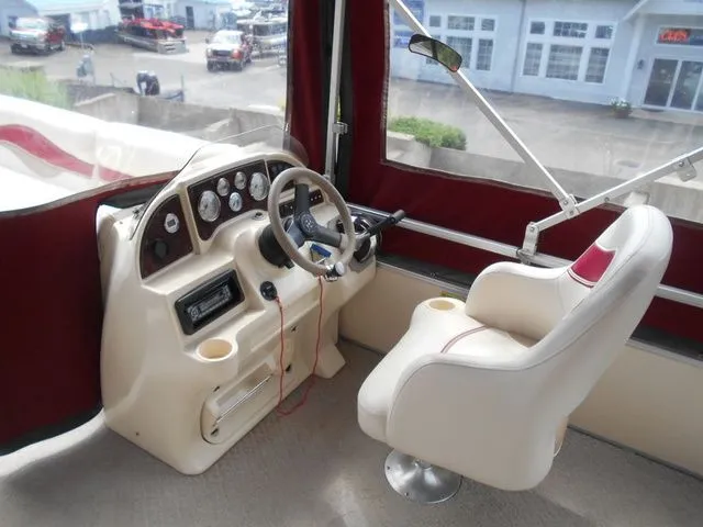 Slide: The Image of Sweetwater 2386 Tritoon 2007 - 15