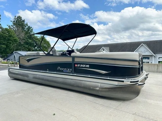 The Image of Premier Solaris 250 Rev 2021 - 1