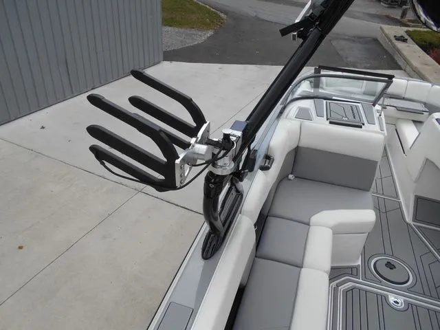 Slide: The Image of Moomba Tykon 2024 - 15