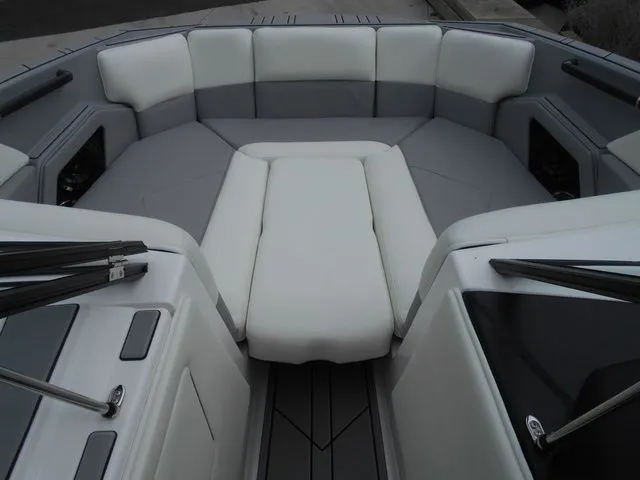 Slide: The Image of Moomba Tykon 2024 - 28