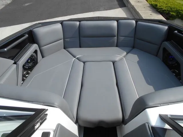 Slide: The Image of Moomba Max 2025 - 30