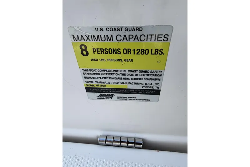 Slide: The Image of 2021 Yamaha Boats 195 FSH Sport capacity label, 8 persons or 1280 lbs, U.S. Coast Guard compliant. - 16