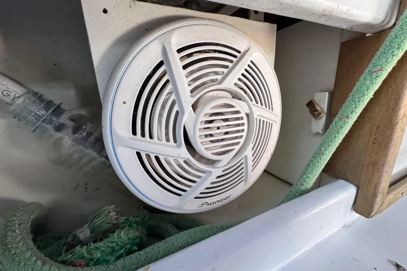 Slide: The Image of Pioneer cockpit speakers - 22