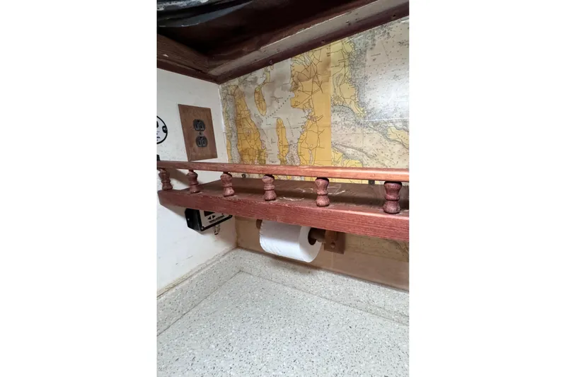 Slide: The Image of storage in the aft head - 89