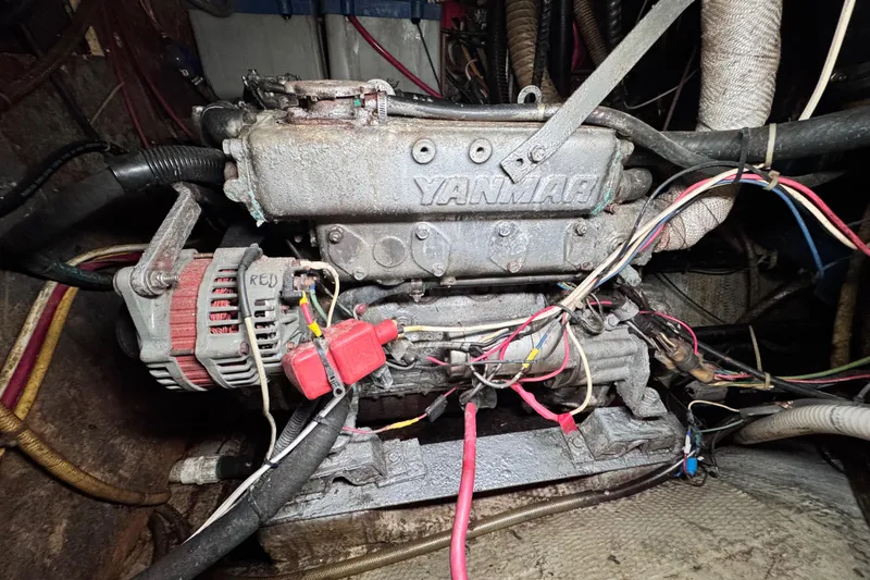 Slide: The Image of Yanmar 44 hp , model 4JHE - 94