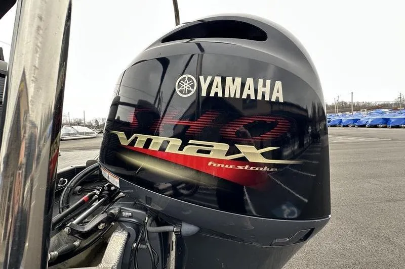 Slide: The Image of Yamaha VMAX four-stroke engine on 2021 Bennington 22 boat, outdoor display. - 10