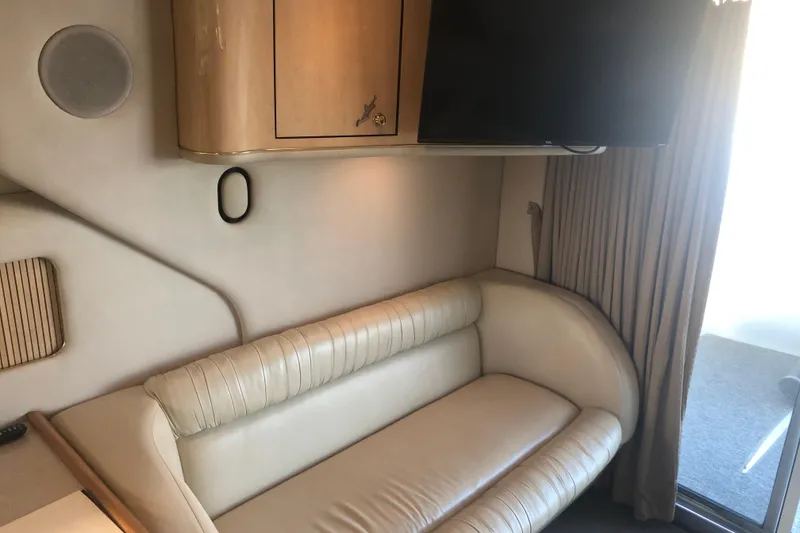 Slide: The Image of Sea Ray 400 Sedan Bridge 2001 - 61