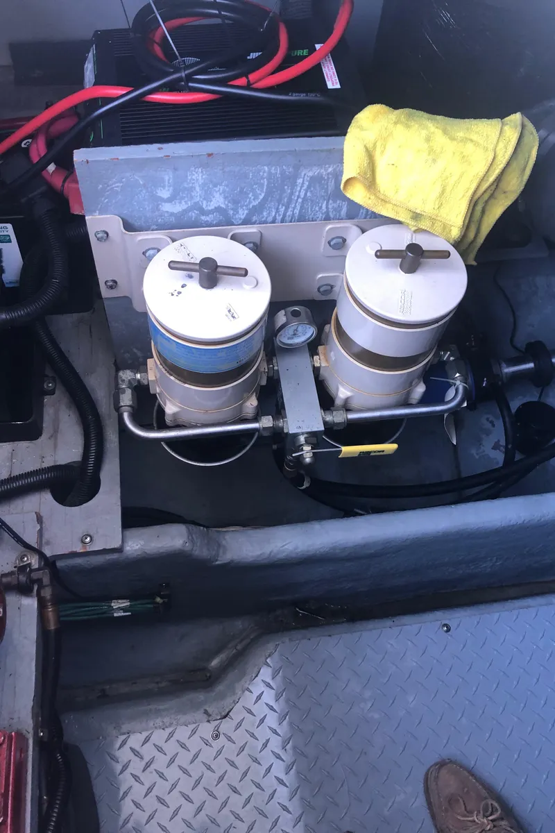 Slide: The Image of Sea Ray 400 Sedan Bridge 2001 - 93