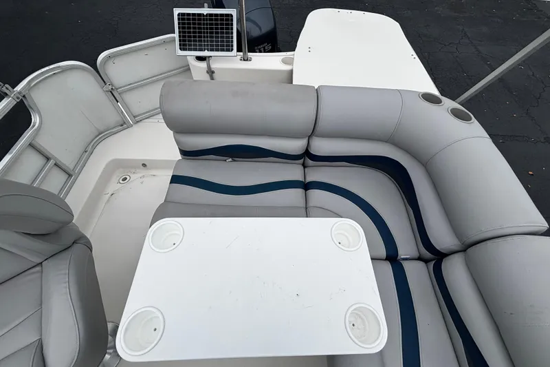 Slide: The Image of 2008 Hurricane FunDeck 226 REF-3 Gate boat interior with seating and table. - 13