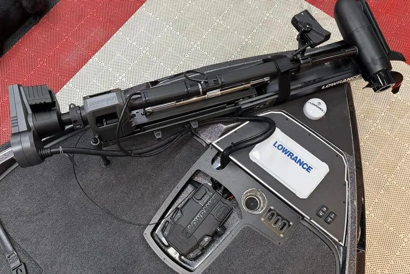 Slide: The Image of Ranger Z519 Cup-Equipped 2026 with Lowrance equipment on boat. - 10