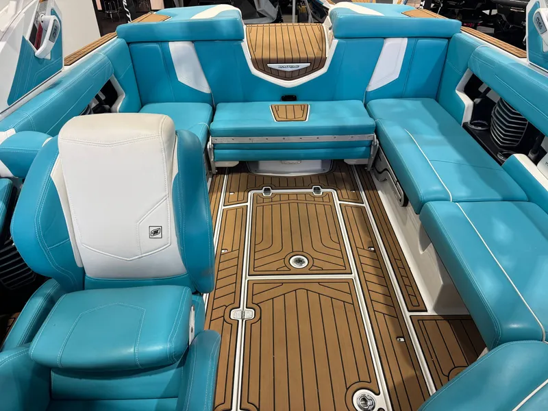 Slide: The Image of Nautique Super Air Nautique G23 2018 - 21