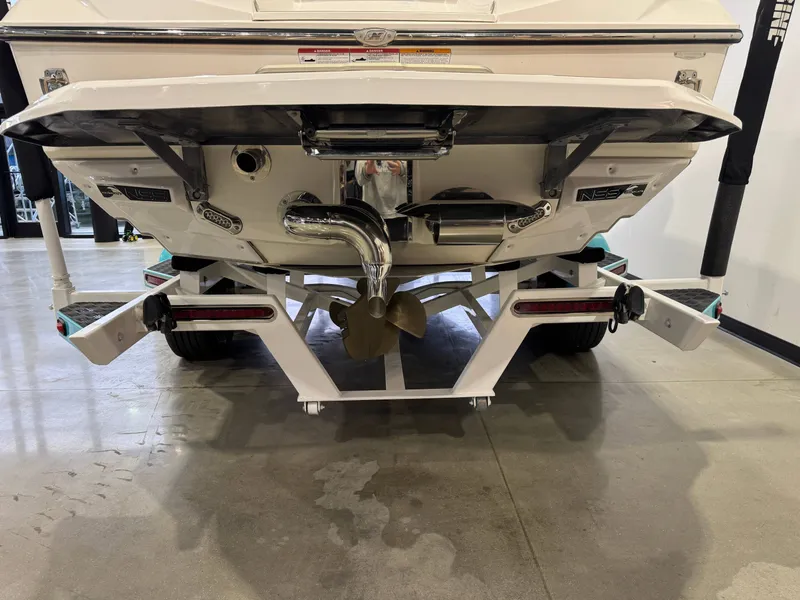 Slide: The Image of Nautique Super Air Nautique G23 2018 - 7