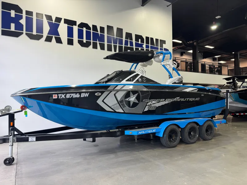 Slide: The Image of Nautique Super Air Nautique G25 2013 - 3