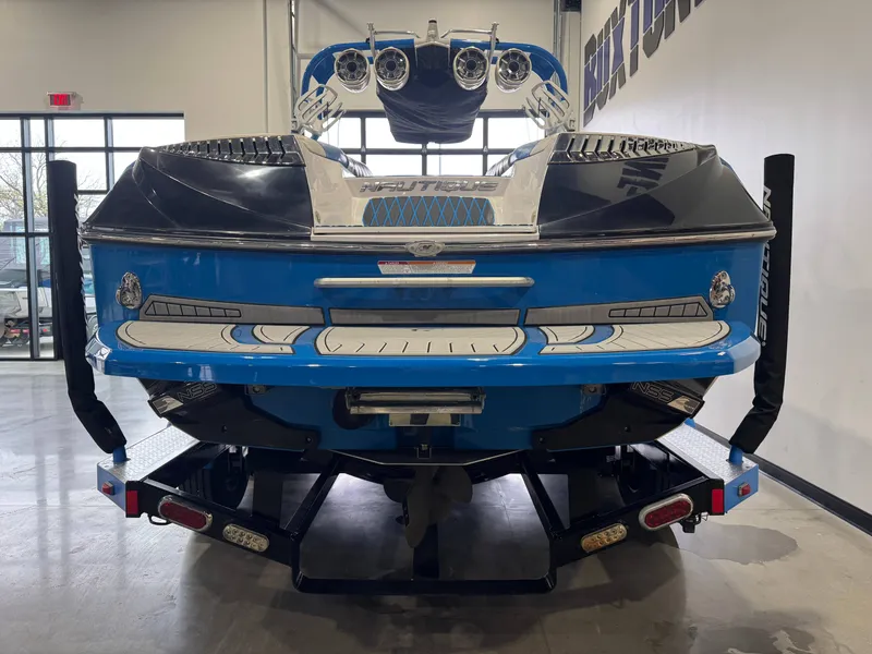 Slide: The Image of Nautique Super Air Nautique G25 2013 - 6