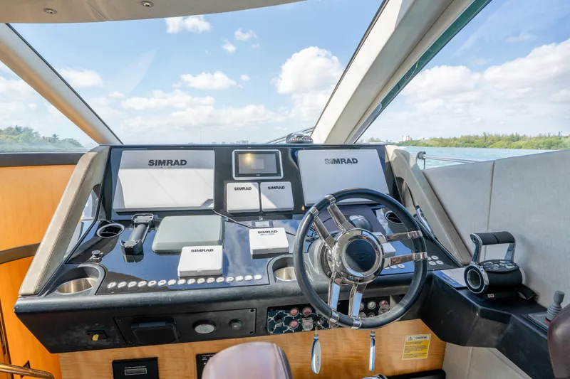 Slide: The Image of Helm of 2014 Sunseeker 68 Sport Yacht with Simrad navigation system. - 32