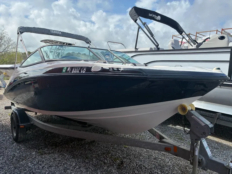 The Image of Yamaha SX190 2014 - 1