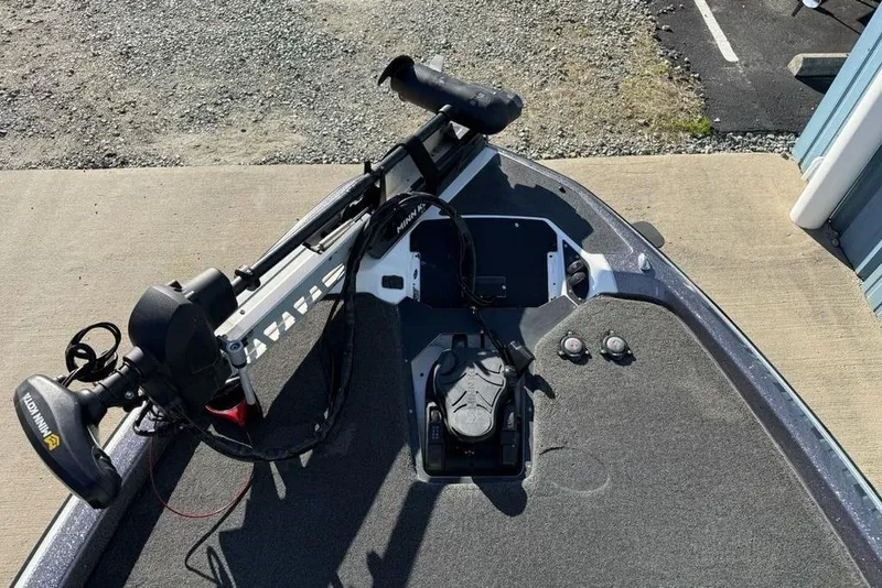 Slide: The Image of Bow of a 2021 Skeeter ZXR21 boat with Minn Kota trolling motor. - 10