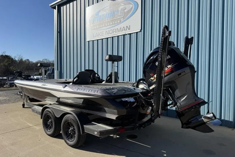Slide: The Image of 2021 Skeeter ZXR21 boat with Yamaha engine at dealership, Lake Norman. - 4