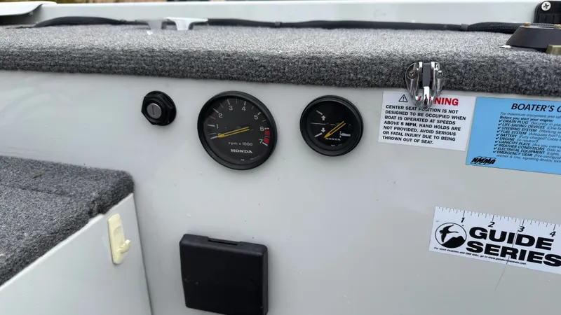 Slide: The Image of Alumacraft Lunker 165 LTD 2003 - 9