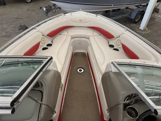 Slide: The Image of Crownline Boats 21 SS 2012 - 16