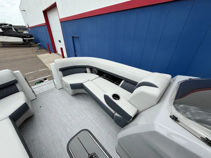 Slide: The Image of Interior of 2026 Harris Grand Mariner 230 pontoon boat. - 31