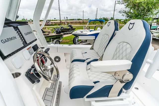 Slide: The Image of Sea Fox 268 Commander 2026 - 11