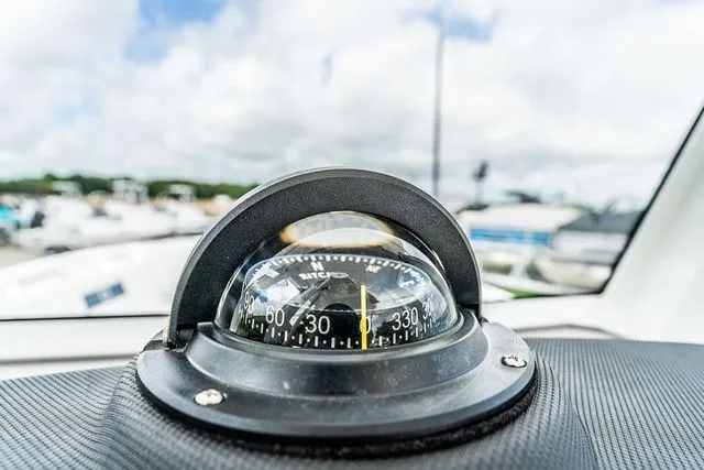 Slide: The Image of Sea Fox 268 Commander 2026 - 13