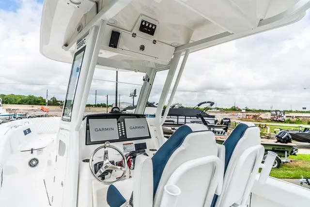 Slide: The Image of Sea Fox 268 Commander 2026 - 16