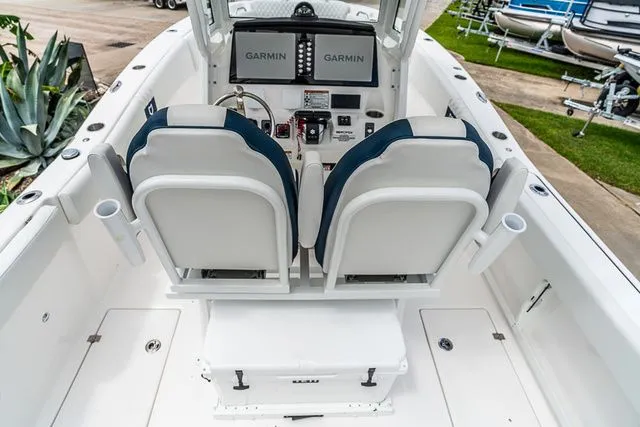 Slide: The Image of Sea Fox 268 Commander 2026 - 6