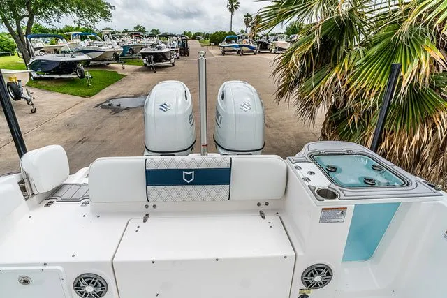Slide: The Image of Sea Fox 268 Commander 2026 - 8