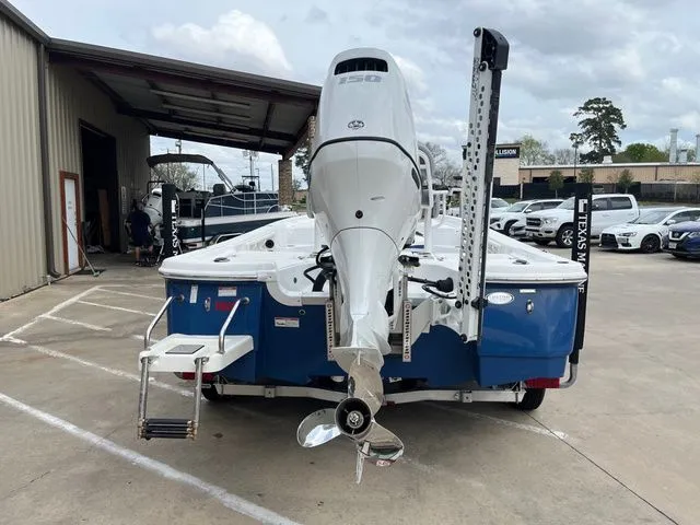 Slide: The Image of NauticStar 214 BAYCC 2024 - 5