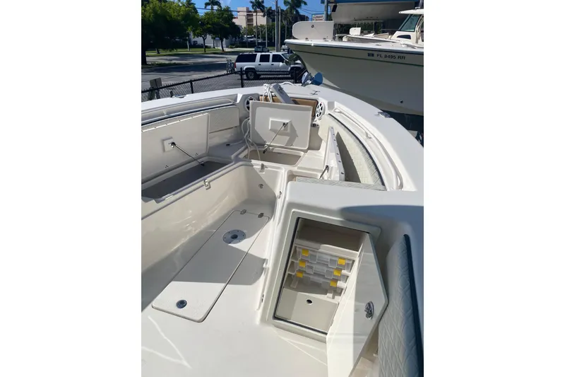 Slide: The Image of Sea Chaser 30 HFC CC 2026 - 6