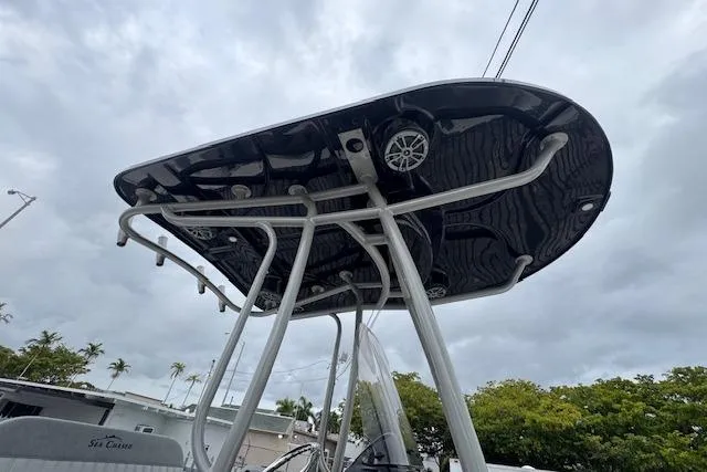 Slide: The Image of Sea Chaser 26 LX 2026 - 3