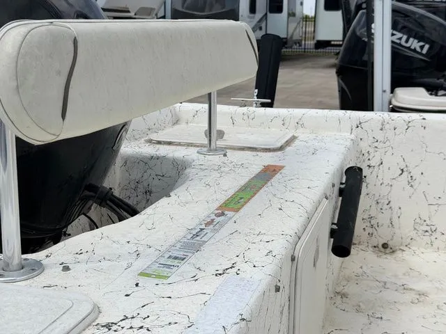 Slide: The Image of Tidewater 170CC 2014 - 6