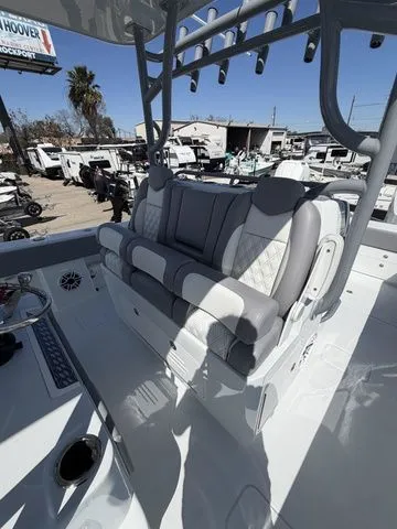 Slide: The Image of Invincible 33 Catamaran 2026 - 11