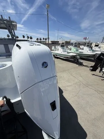 Slide: The Image of Invincible 33 Catamaran 2026 - 19