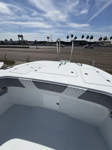 Slide: The Image of Invincible 33 Catamaran 2026 - 6