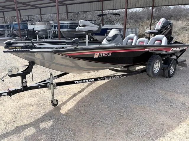 The Image of Tracker PRO 190 TF 2016 - 1