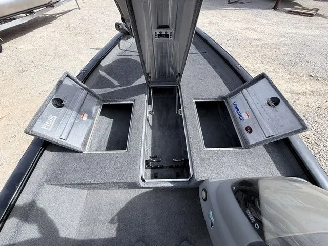 Slide: The Image of Tracker PRO 190 TF 2016 - 15