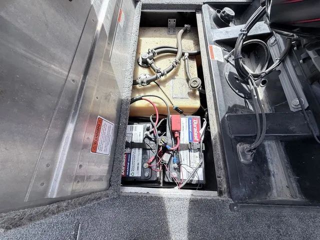 Slide: The Image of Tracker PRO 190 TF 2016 - 18