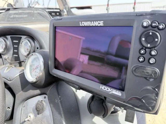 Slide: The Image of Tracker PRO 190 TF 2016 - 8