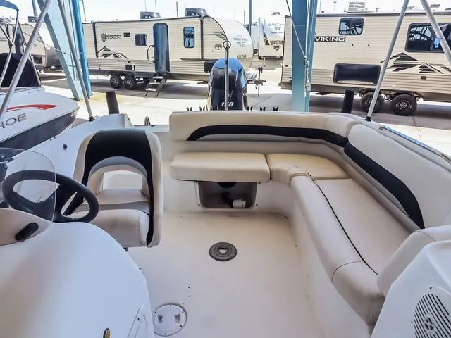 Slide: The Image of Hurricane SUNDECK SPORT 188 2011 - 11