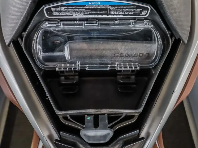 Slide: The Image of Sea-Doo GTX300 2018 - 14