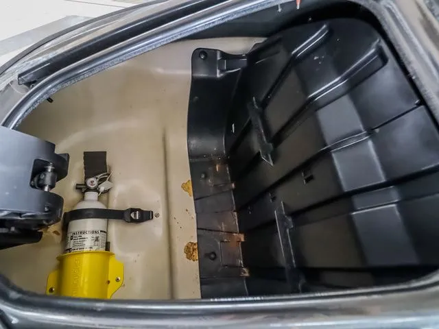 Slide: The Image of Yamaha VX DLX 2022 - 18