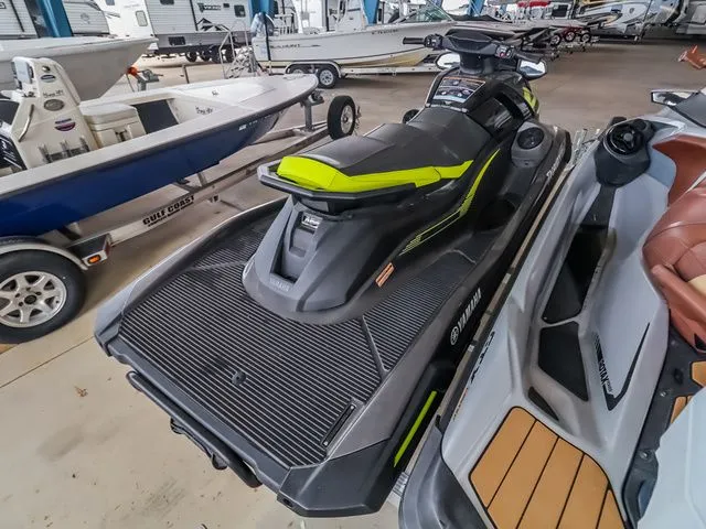 Slide: The Image of Yamaha VX DLX 2022 - 5