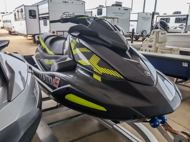 Slide: The Image of Yamaha VX DLX 2022 - 7