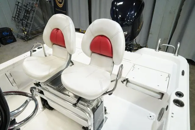 Slide: The Image of Blue Wave 2200 PureBay 2016 - 18