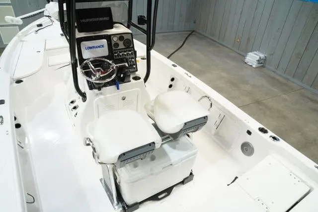 Slide: The Image of Blue Wave 2200 PureBay 2016 - 28